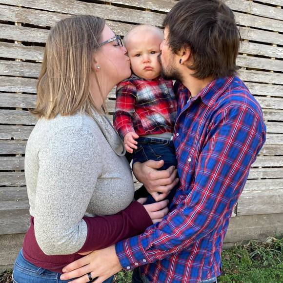 Meet your Posher, Kayla - Picture 1 of 1